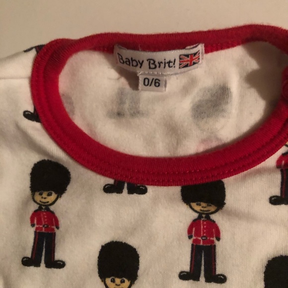 Royal guard baby onsie - Picture 2 of 3
